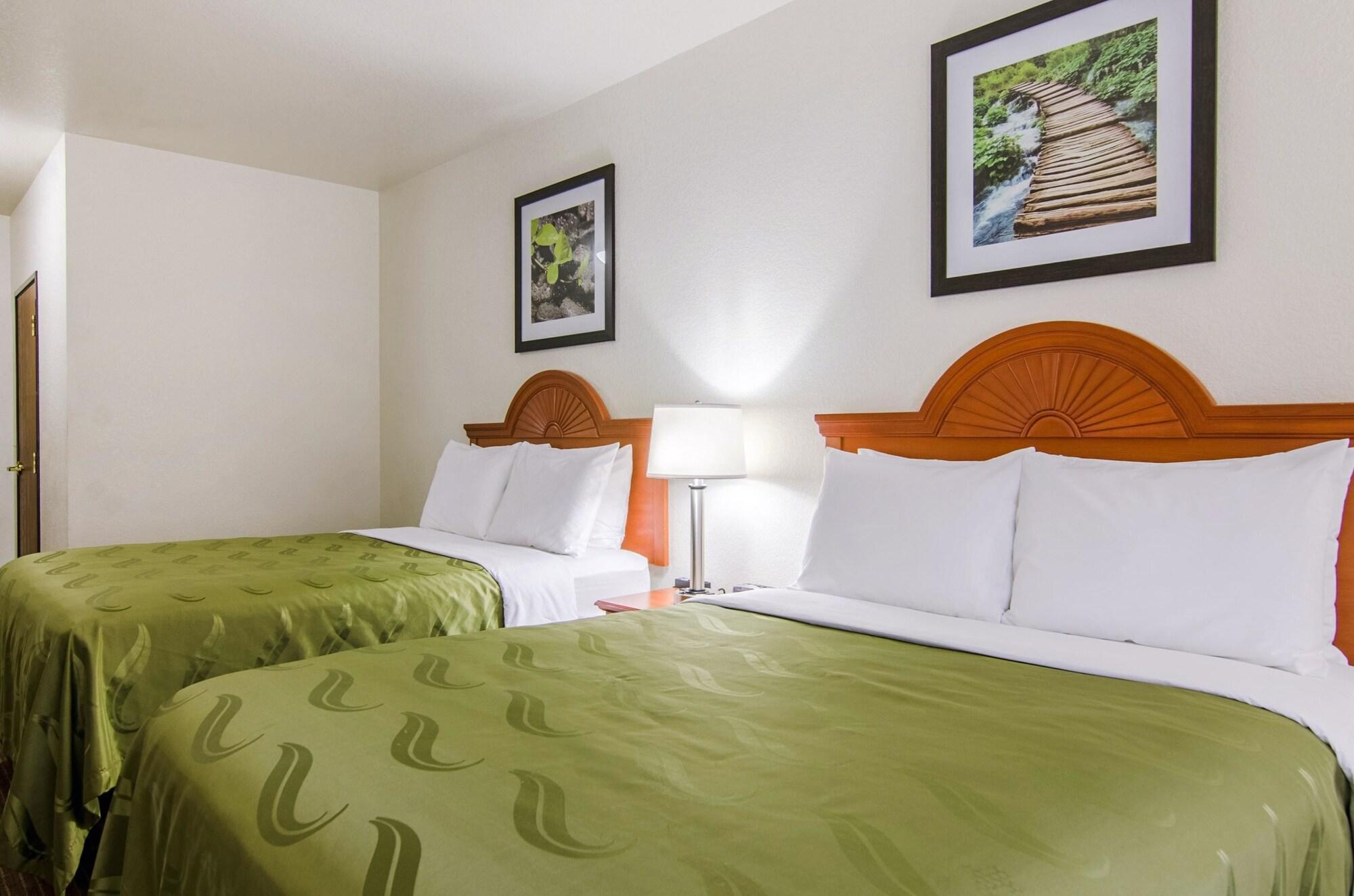 Quality Inn Junction City Near Fort Riley Εξωτερικό φωτογραφία