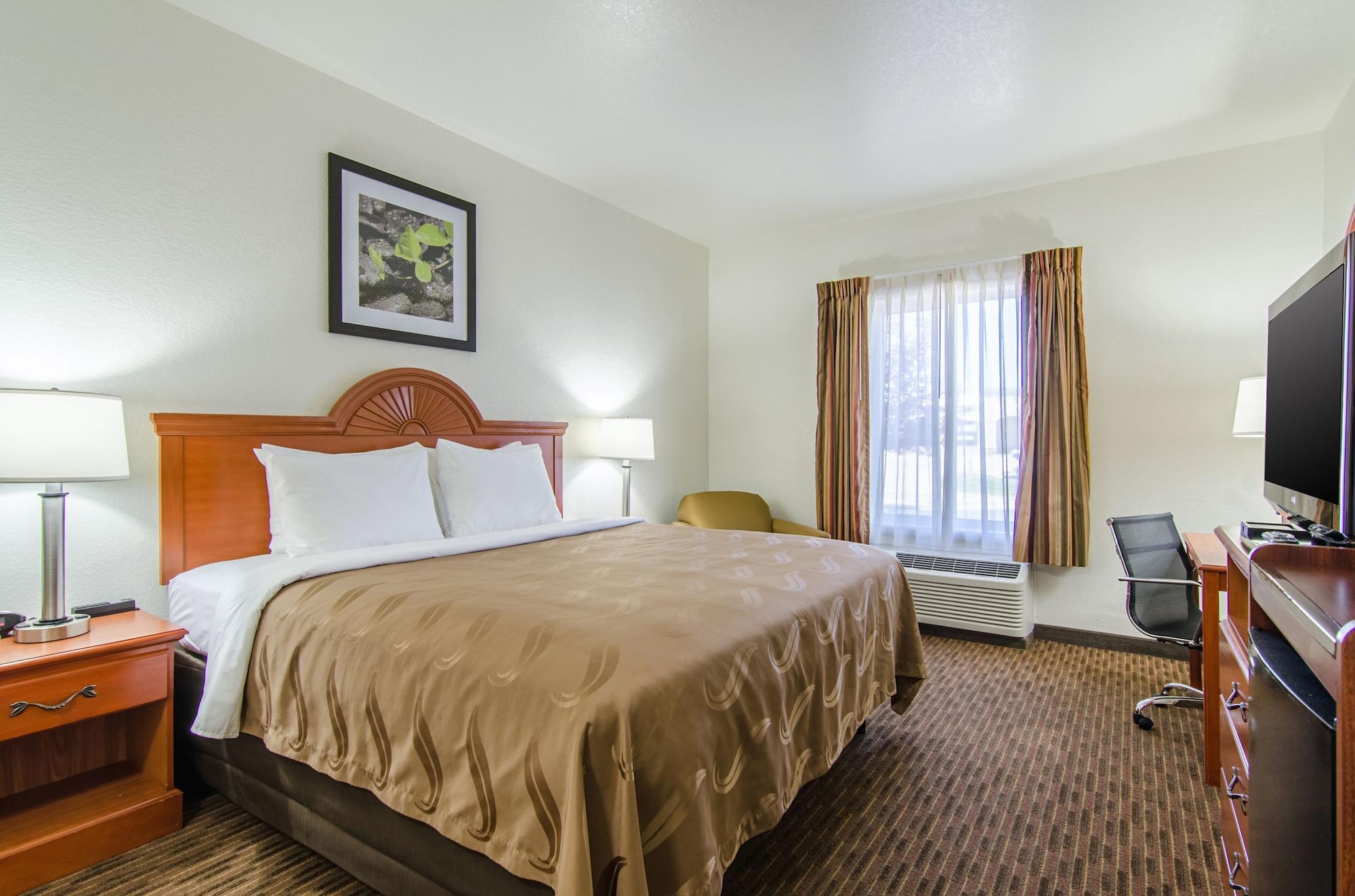 Quality Inn Junction City Near Fort Riley Εξωτερικό φωτογραφία