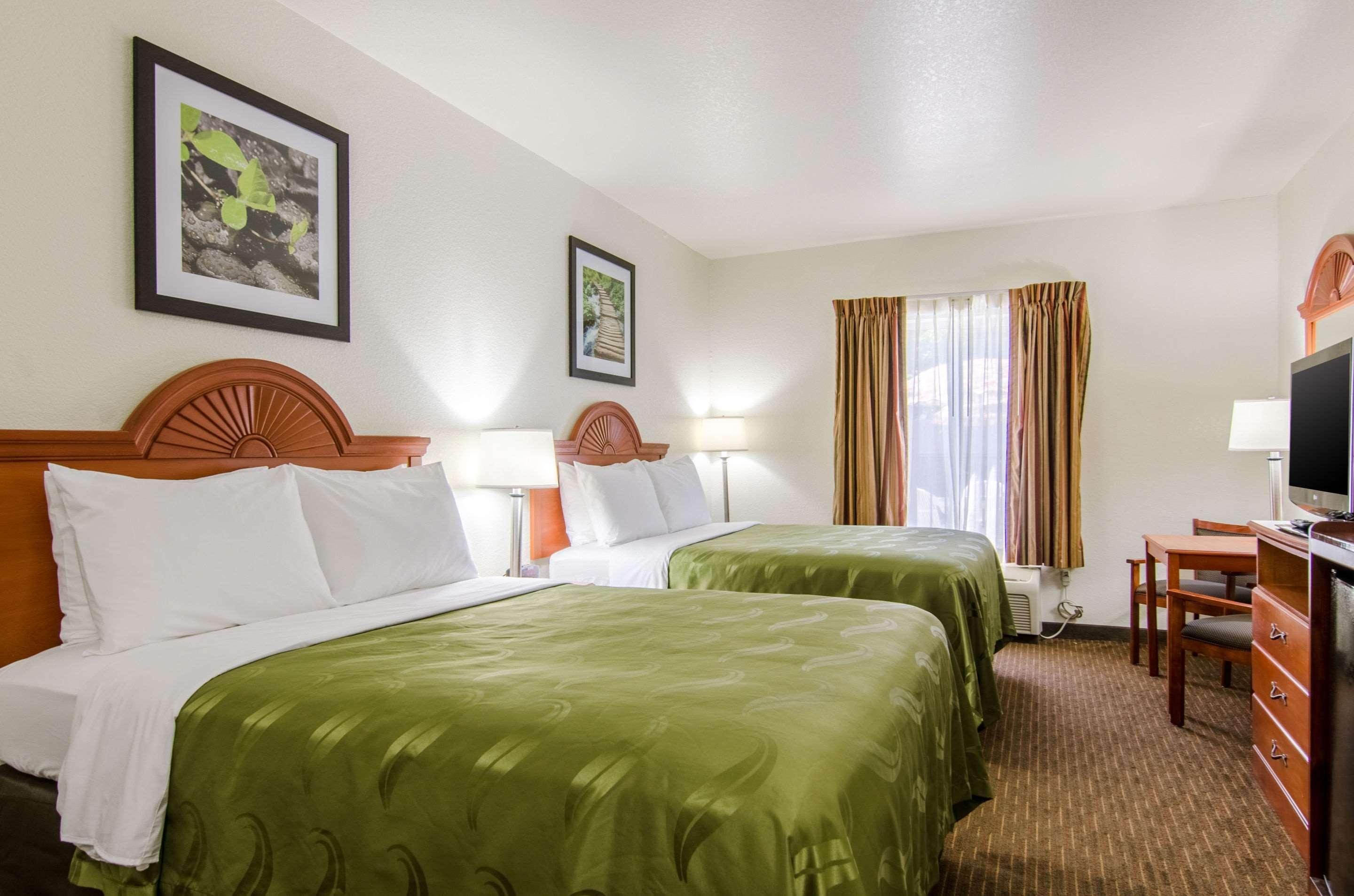 Quality Inn Junction City Near Fort Riley Εξωτερικό φωτογραφία