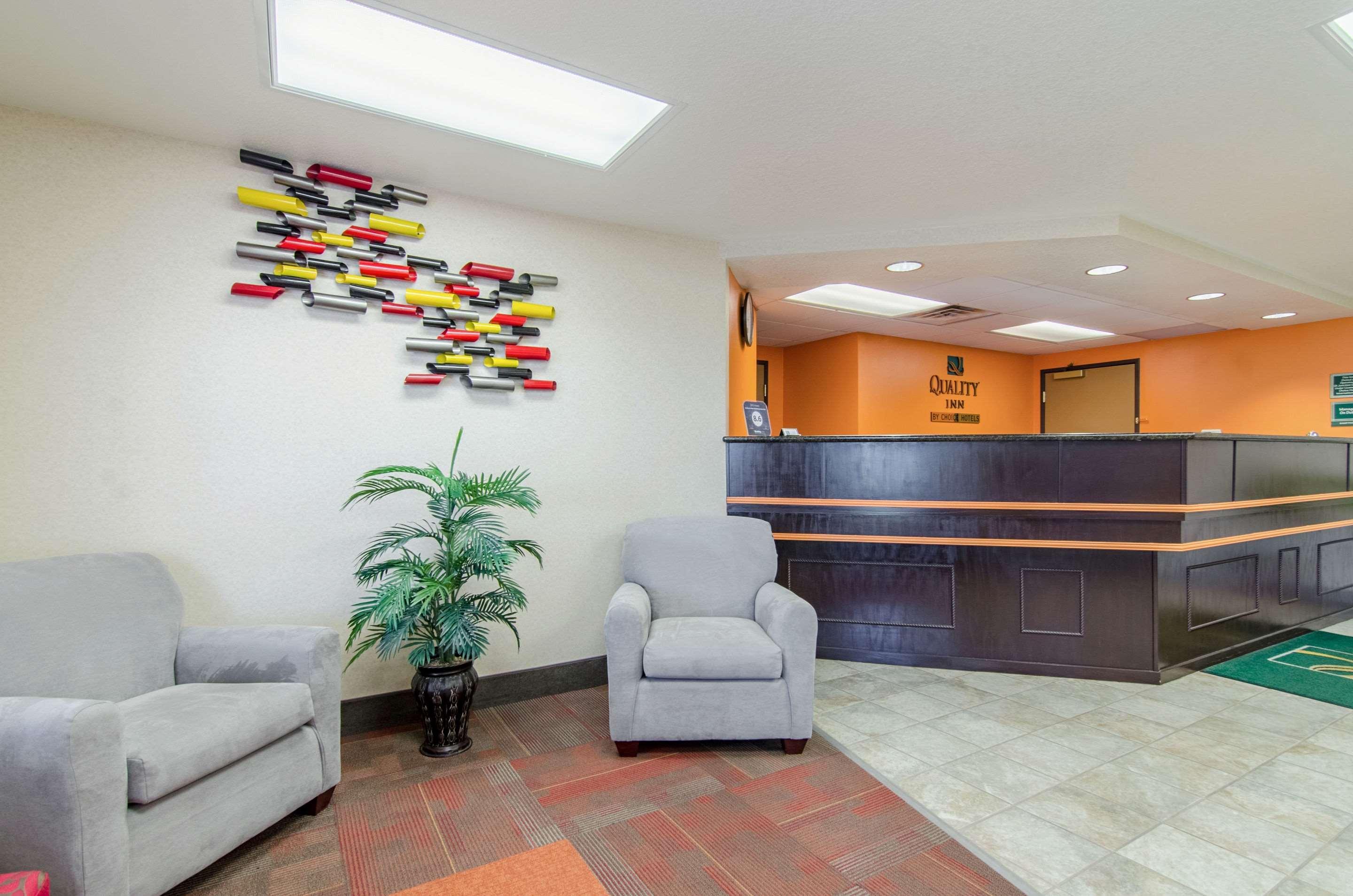 Quality Inn Junction City Near Fort Riley Εξωτερικό φωτογραφία