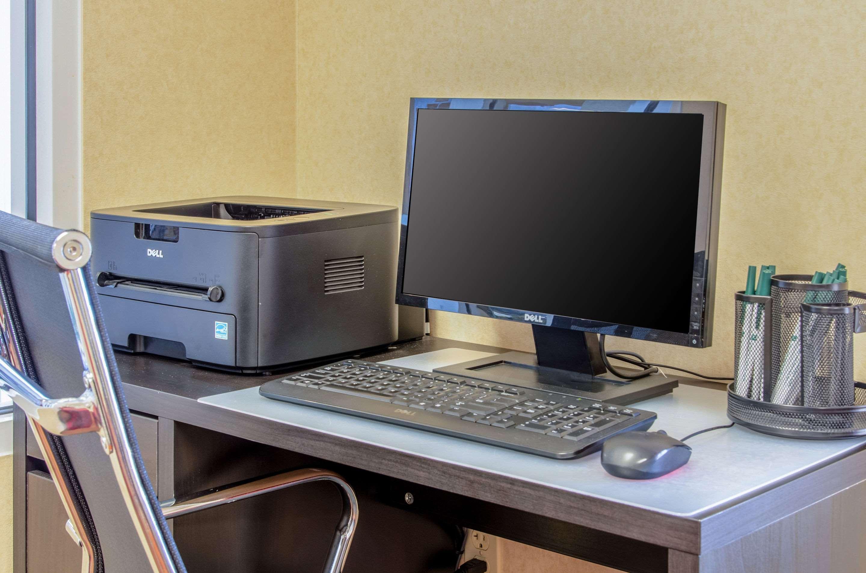 Quality Inn Junction City Near Fort Riley Εξωτερικό φωτογραφία