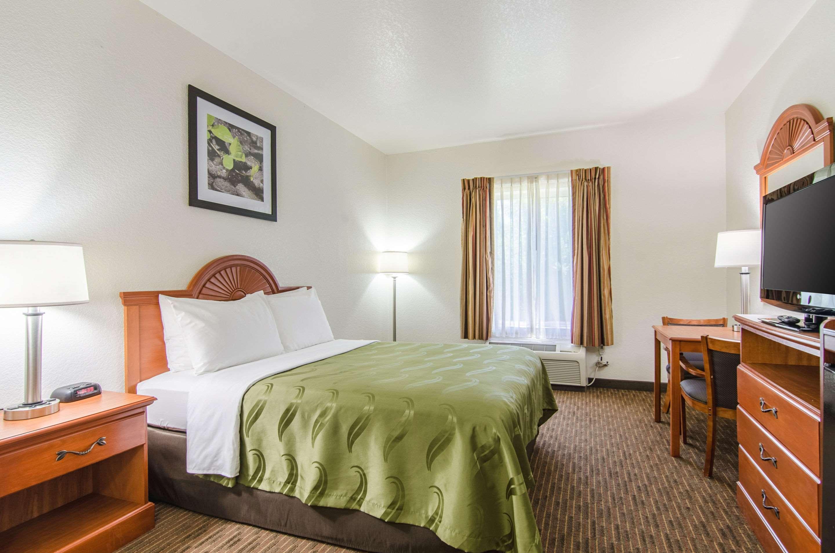 Quality Inn Junction City Near Fort Riley Εξωτερικό φωτογραφία