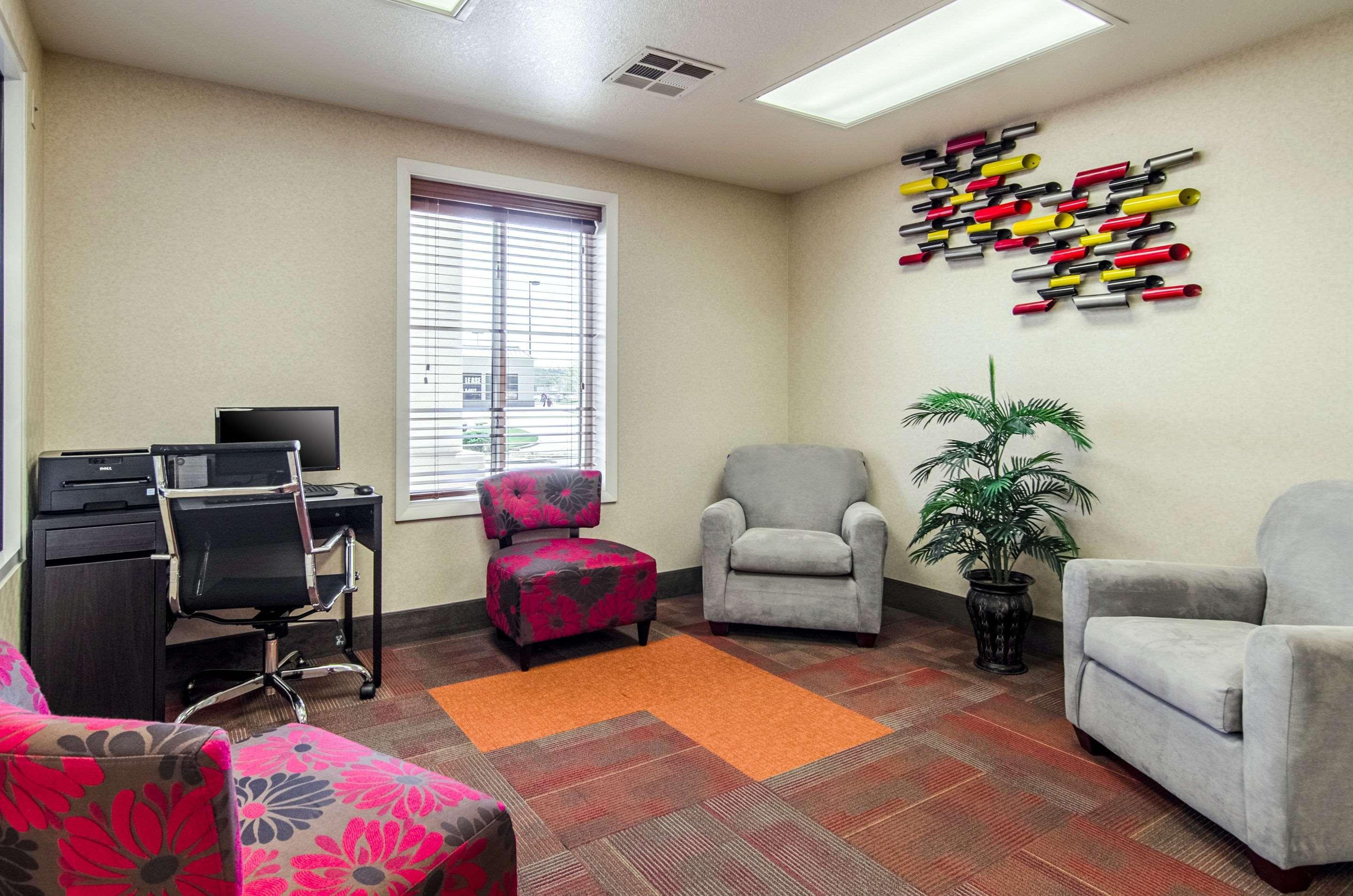 Quality Inn Junction City Near Fort Riley Εξωτερικό φωτογραφία